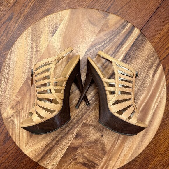 Platform heel - Picture 5 of 7